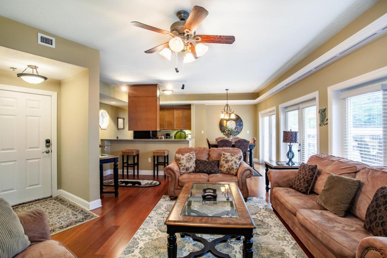 Convenient Gatlinburg Condo ภายนอก รูปภาพ