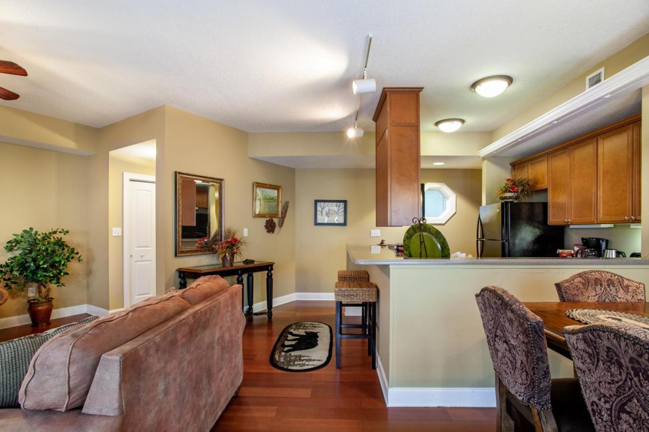 Convenient Gatlinburg Condo ภายนอก รูปภาพ