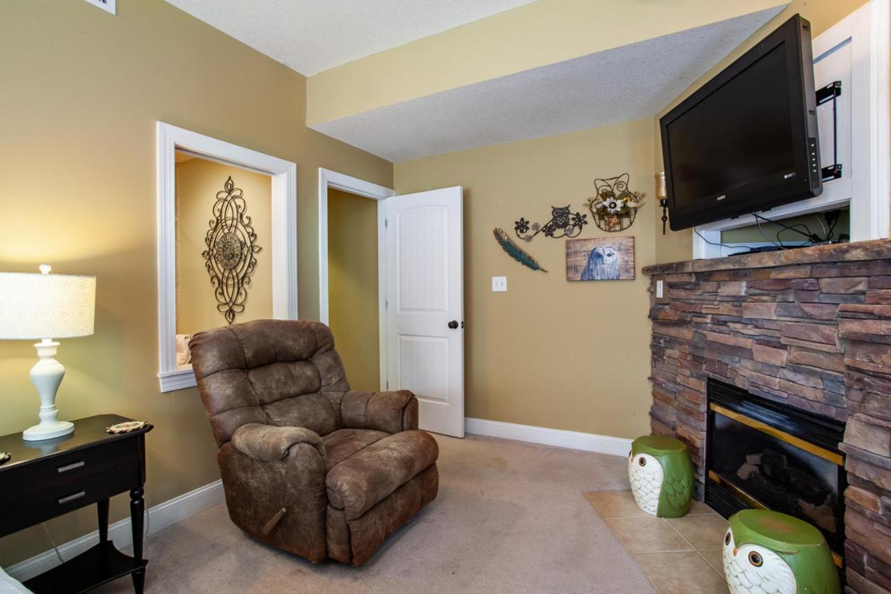 Convenient Gatlinburg Condo ภายนอก รูปภาพ