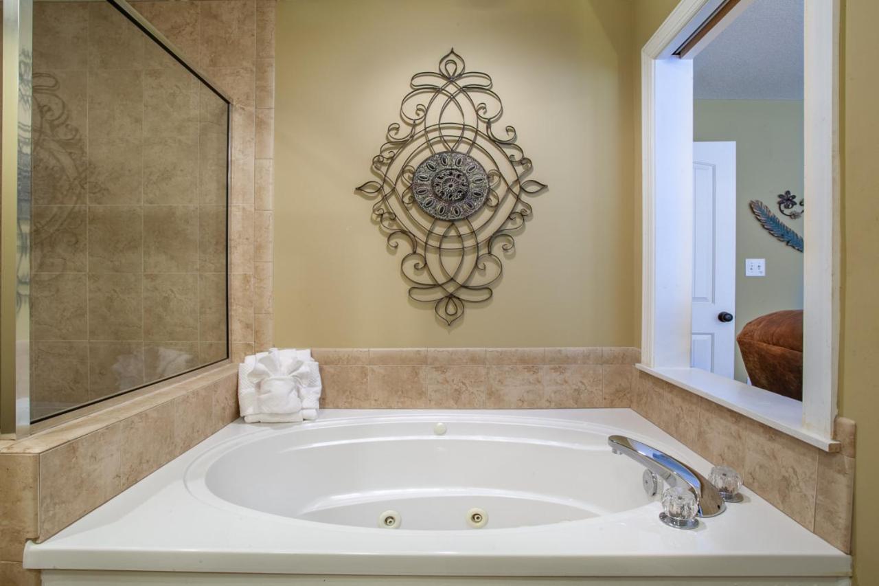 Convenient Gatlinburg Condo ภายนอก รูปภาพ