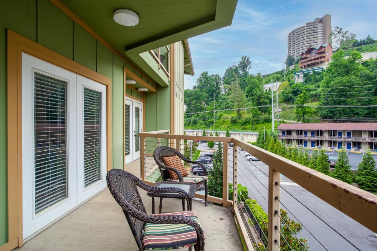 Convenient Gatlinburg Condo ภายนอก รูปภาพ